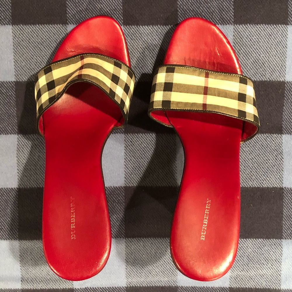 Burberry Classic Print Heels - Picture 3 of 7